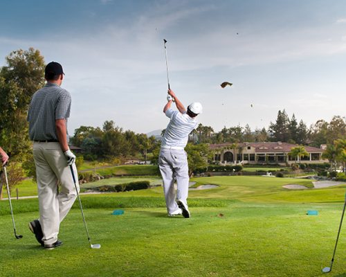 golf-group-teeing-off-720x480-1.jpg